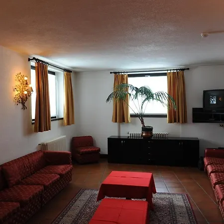 Arlecchino - Dada Hotell 3*
