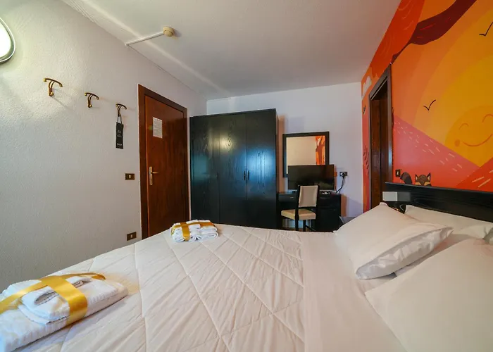Arlecchino - Dada Hotel 3*