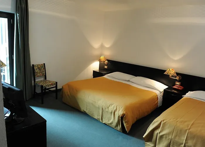 Arlecchino - Dada Hotel 3*